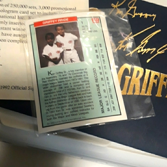 lime rock Other Griffey Baseball 3 Card Halogram Of Griffey Sr